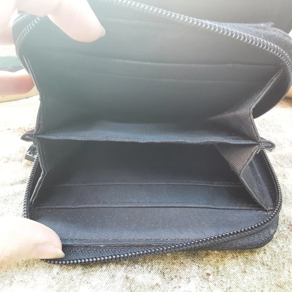 XOXO Croc patent leather wallet - Picture 4 of 4